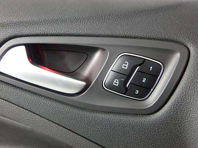 2017 Ford Escape Titanium 4dr SUV